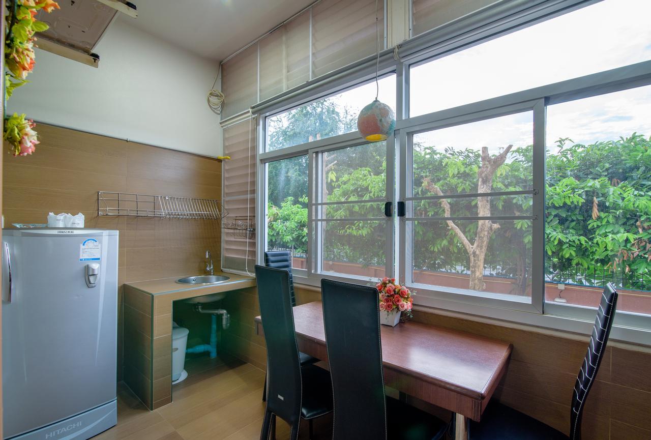 Hua Hin Condotel & Resort Taweeporn Ngoại thất bức ảnh